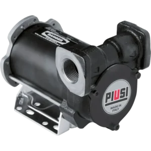 En svart PIUSI Dieselpump BP3000 24V med metallbeslag, varningsetikett och "PIUSI MADE IN ITALY" på framsidan är monterad på en silverfärgad bas.