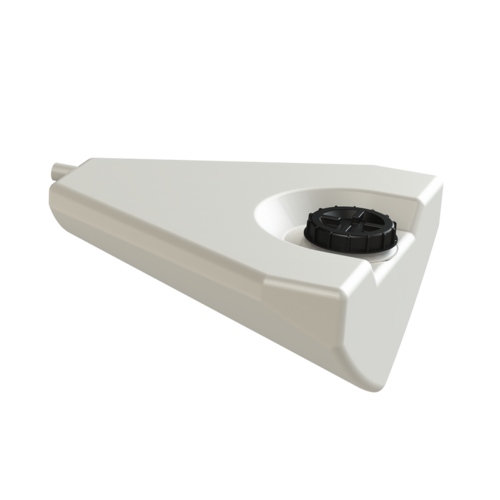 Marin Vattentank 65L är en vit, triangelformad plastbehållare med ett stort svart skruvlock på ena sidan, perfekt för effektiv vätskeförvaring.